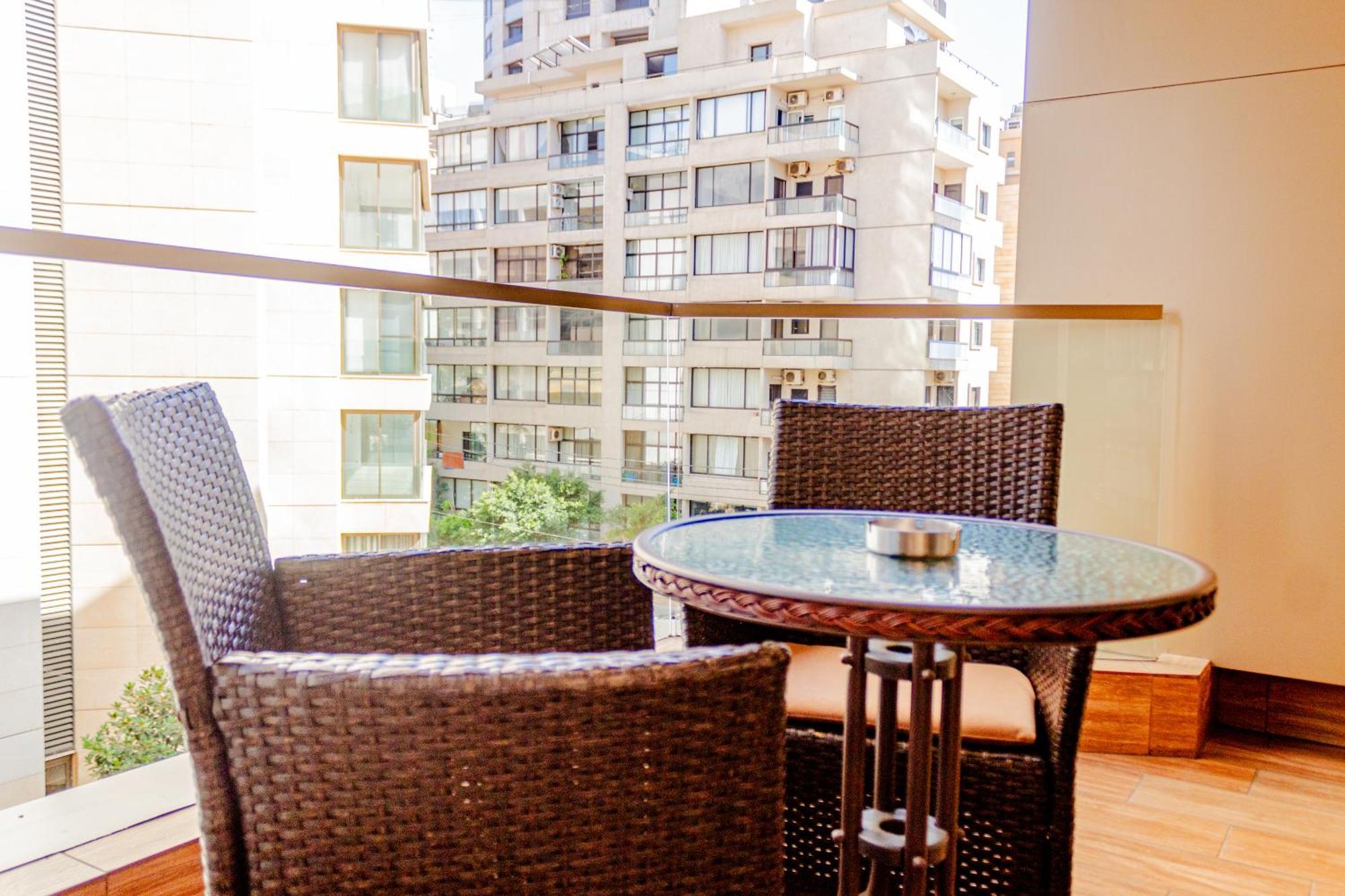 Britannia Suites Beirut Exterior photo