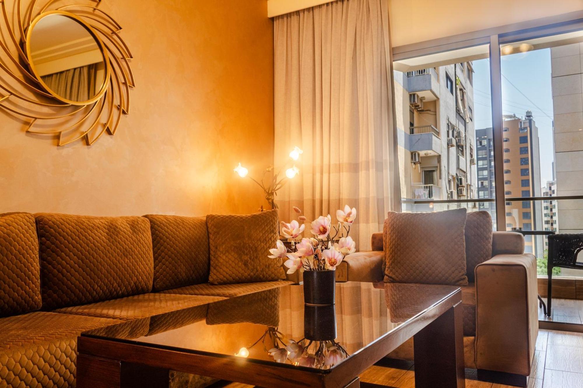 Britannia Suites Beirut Exterior photo