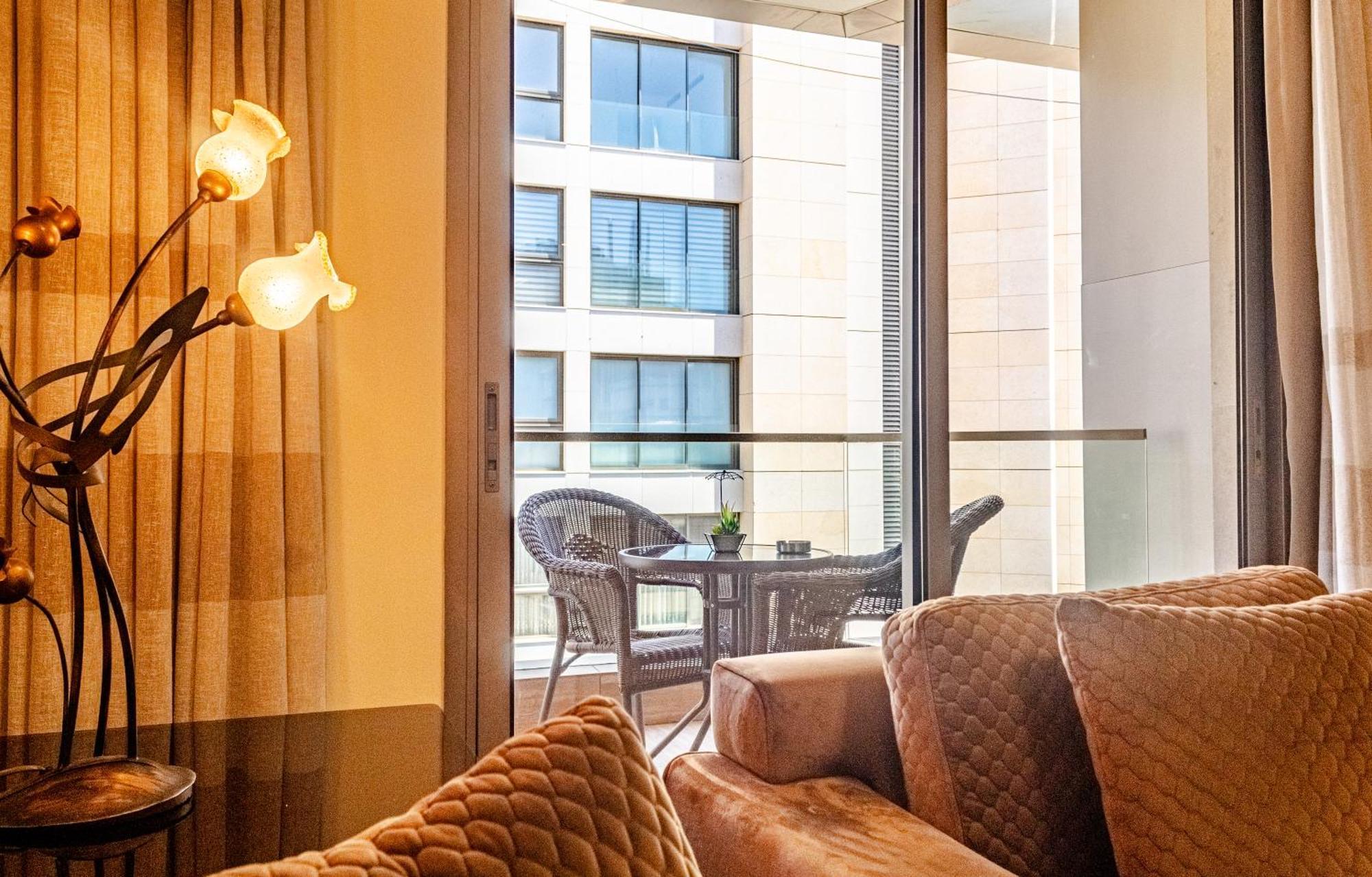 Britannia Suites Beirut Exterior photo