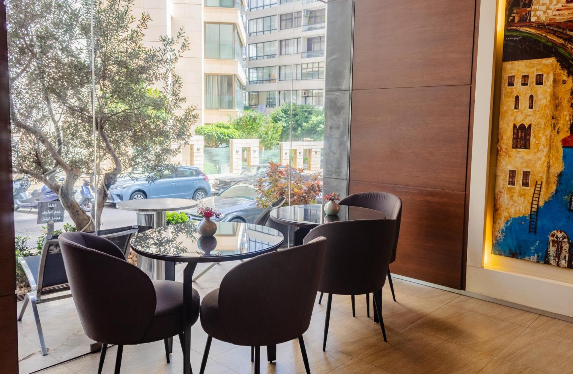 Britannia Suites Beirut Exterior photo