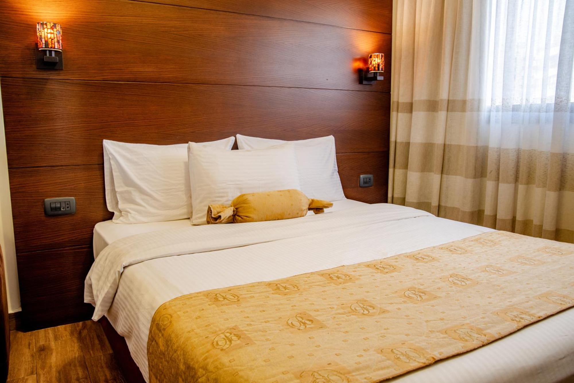 Britannia Suites Beirut Exterior photo